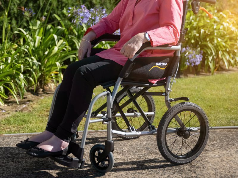 wheelchair-5842414_1920